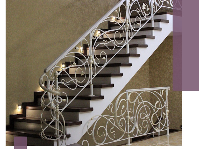 Кованые лестницы под ключ в Инте — изготовление и монтаж
