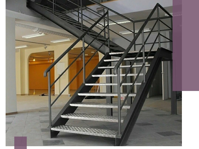 Лестницы для офиса в Инте: изготовление, монтаж, демонтаж