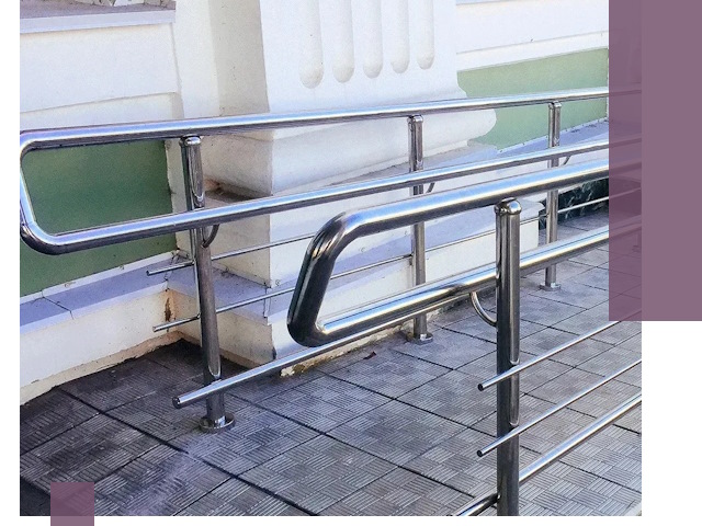 Ограждения пандусов из металла и нержавейки в Инте