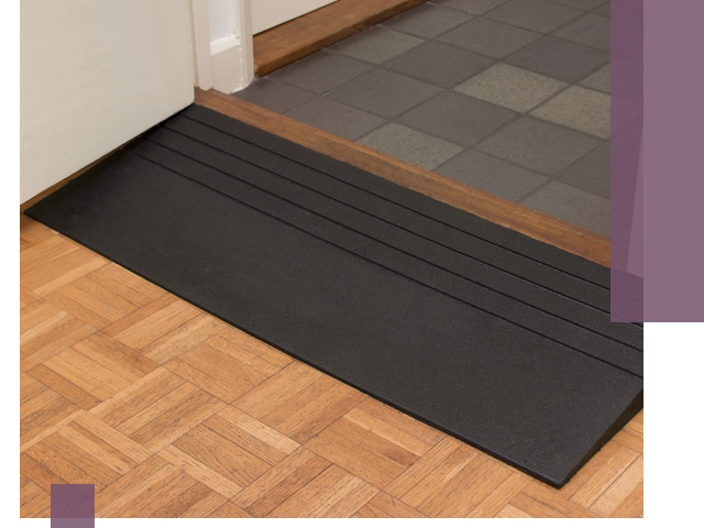 Резиновые пандусы для доступа и безопасности в Инте