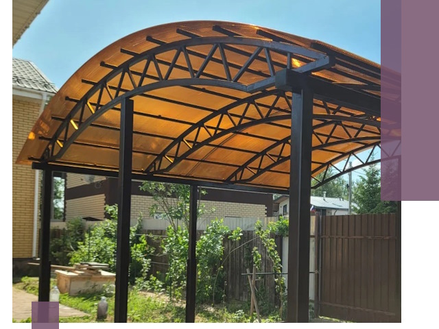 Изготовление навесов под ключ в Инте из качественных материалов