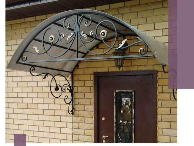 Изготовление козырьков из металла под ключ в Инте