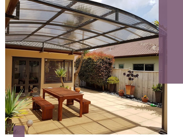 Навесы во двор под ключ в Инте — изготовление и монтаж