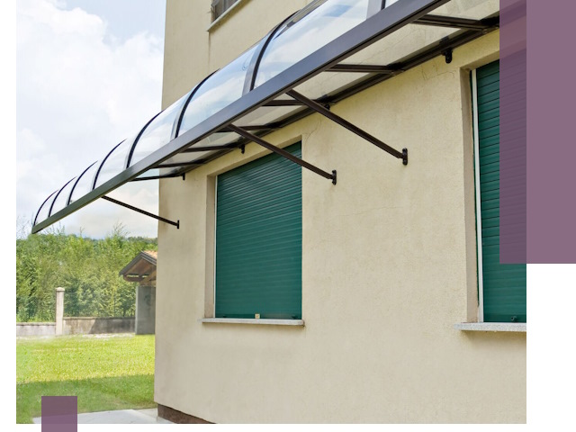 Козырьки над окнами в Инте — изготовление и монтаж по выгоде