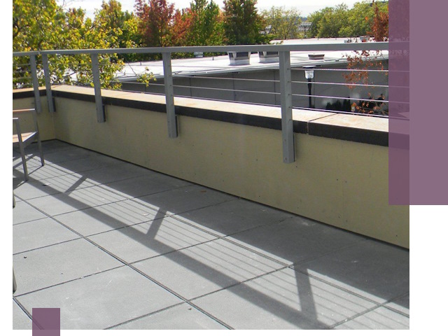 Металлические парапеты под ключ в Инте: монтаж и изготовление