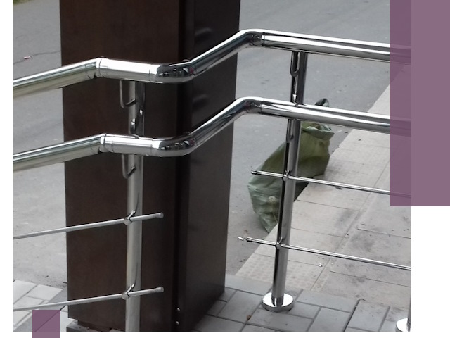 Монтаж поручней из нержавеющей стали в Инте качественно и быстро